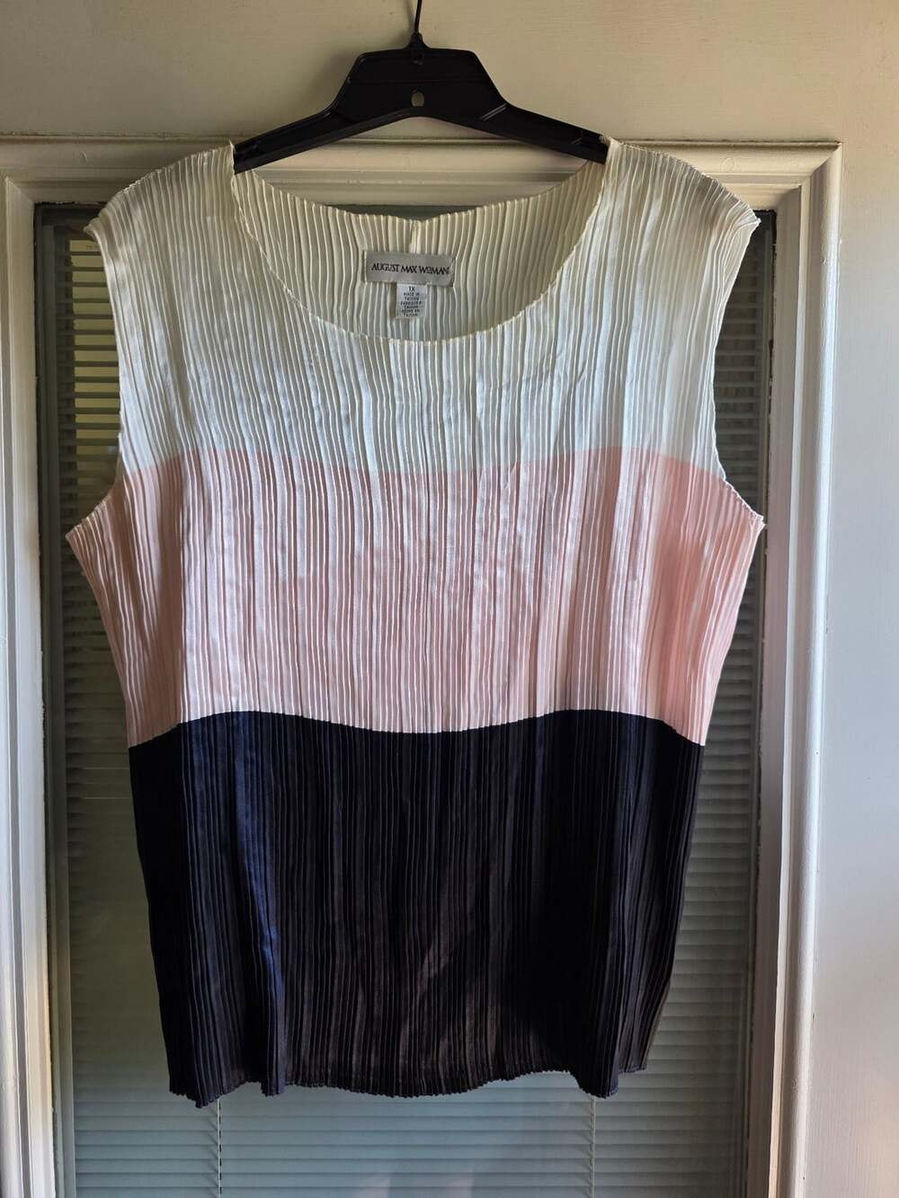 August Max Woman Pleated Colorblock Sleeveless Top Size 1X Multicolor